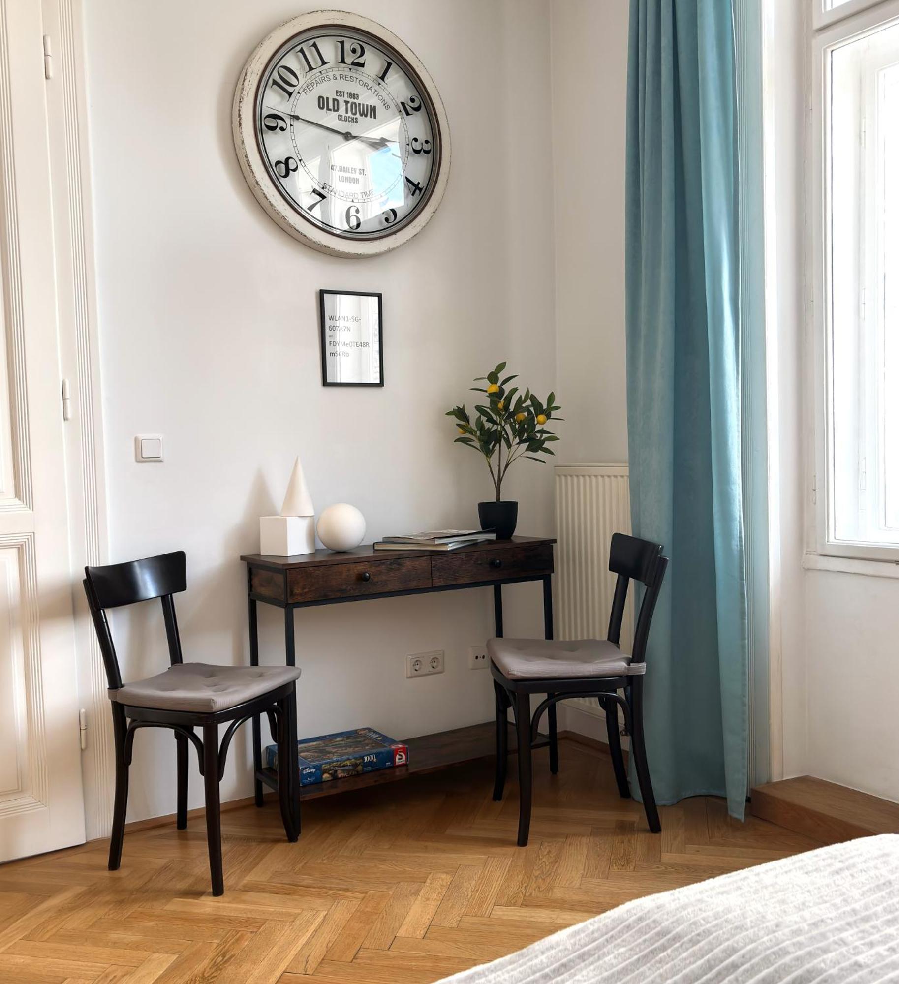 Central Mariahilfer Apartment 5 Min To The Schoenbrunn Palace And City Shopping Center Wien Eksteriør bilde