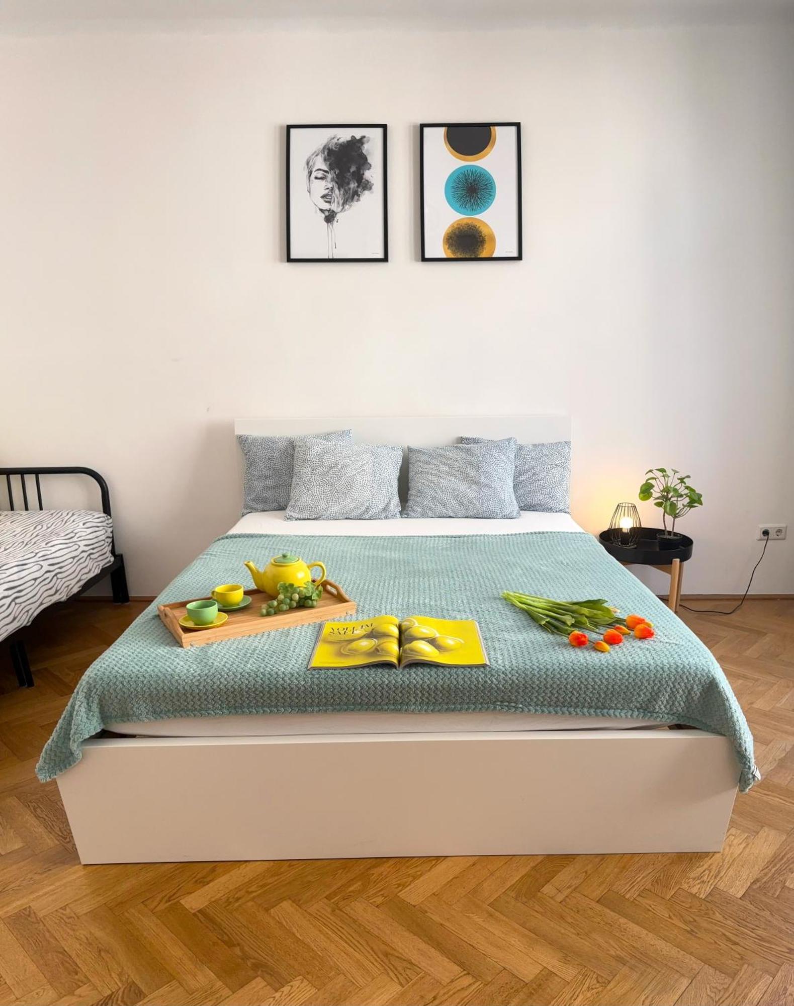 Central Mariahilfer Apartment 5 Min To The Schoenbrunn Palace And City Shopping Center Wien Eksteriør bilde